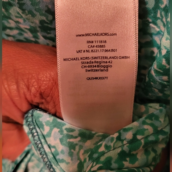 Women's Michael Kors Green Printed Sleeveless Blouse, Size Medium - Picture 10 of 10